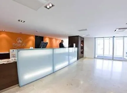 アパート ベラAtico Vistas Al Marアパートメント スペイン